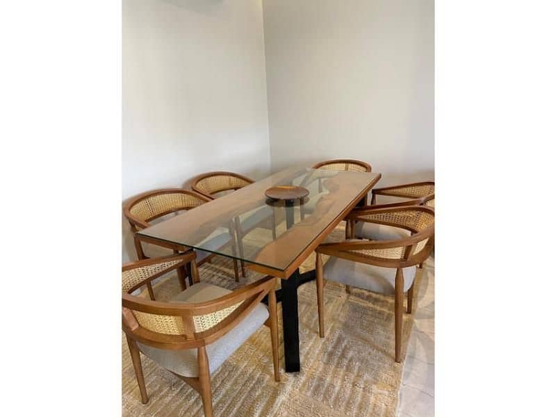 6 7fd28c93-3b3f-4bff-803f-dbe06136555e. jpg