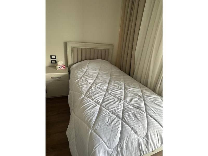 15 d6beb696-bf96-498d-bc1a-4ae30996a3a5. jpg