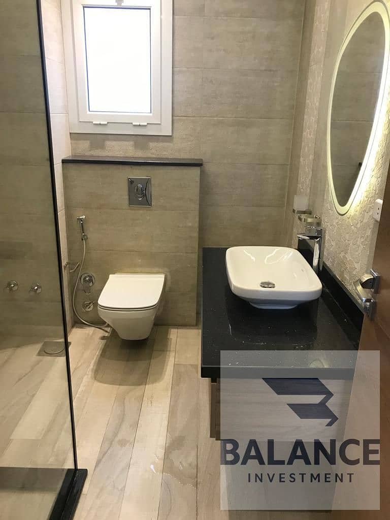 4 5ea356d8-53de-443a-9a99-0ab8433b90bb. jpg