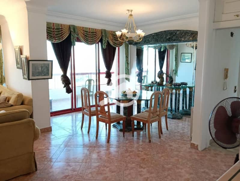 3 825f8c24-6b22-4b37-a449-62680872d822. jpg