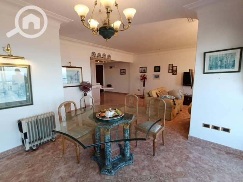 4 b6dcda1e-dd40-4e0f-98b2-ee685fb07c48. jpg