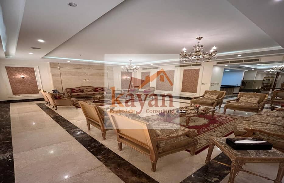 5 2d53a5d1-4f87-425b-a89e-9a3ee91b27d5. jpg