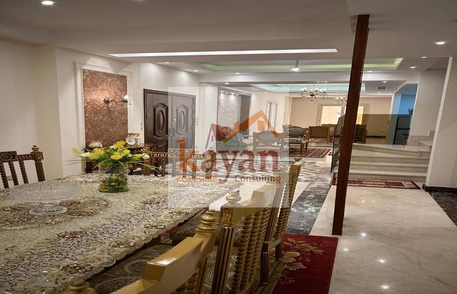 8 56e43b7c-c631-479b-8be0-6df31ec27468. jpg