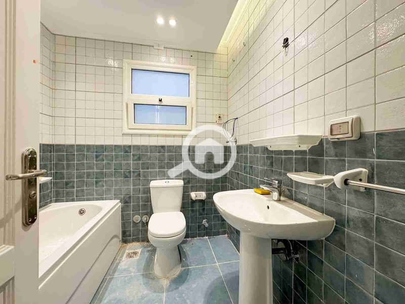 15 IMG-20251015-WA0196. jpg