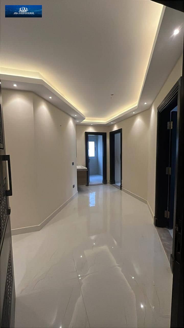 2 WhatsApp Image 2025-12-07 at 15.43. 20_c6c2971f. jpg