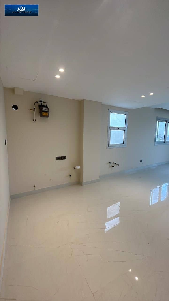 6 WhatsApp Image 2025-12-07 at 15.43. 23_e8ce949f. jpg