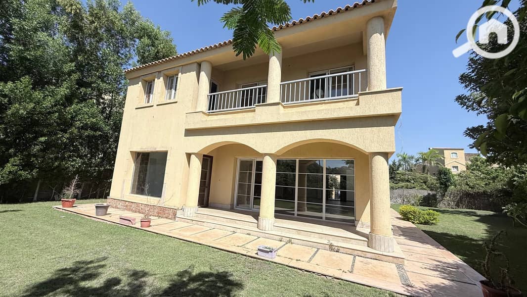 10 072de6ac-f879-434e-a747-9b108221ab5a. jpg