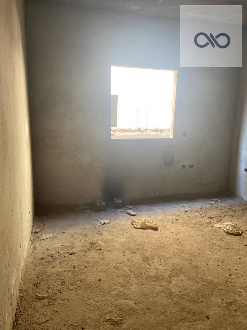 5 WhatsApp Image 2025-12-06 at 5.16. 12 PM. jpeg