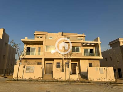 فیلا 4 غرف نوم للبيع في 6 أكتوبر، الجيزة - WhatsApp Image 2025-10-12 at 2.20. 41 PM. jpeg فیلا 4 غرف نوم للبيع في 6 أكتوبر، الجيزة - WhatsApp Image 2025-10-12 at 2.20. 41 PM. jpeg