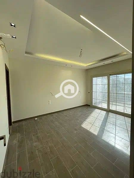 12 87141764-800x600. jpeg