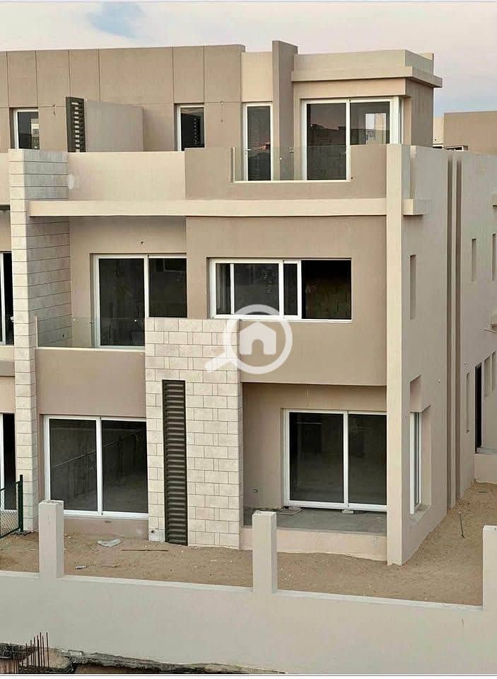 8 579887383_834979776117245_3558292003533551520_n. jpg