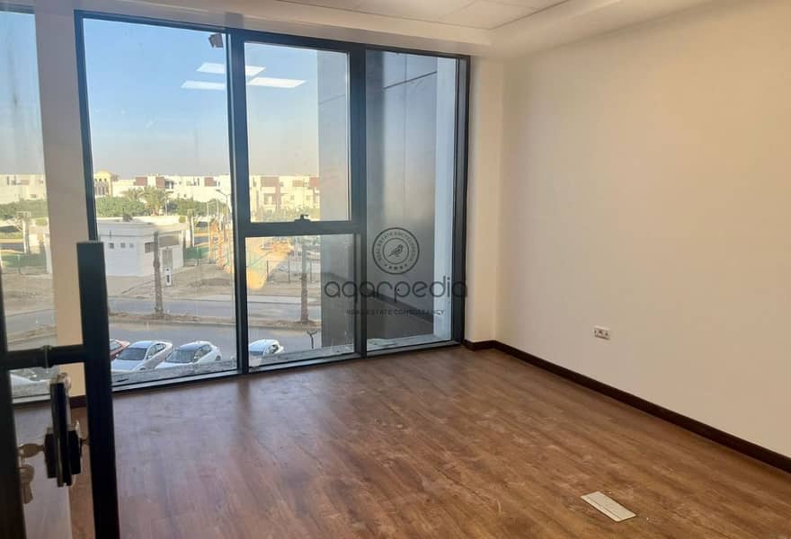 4 85f5c0f1-797b-46ed-ab53-bdf0424356f8. jpg