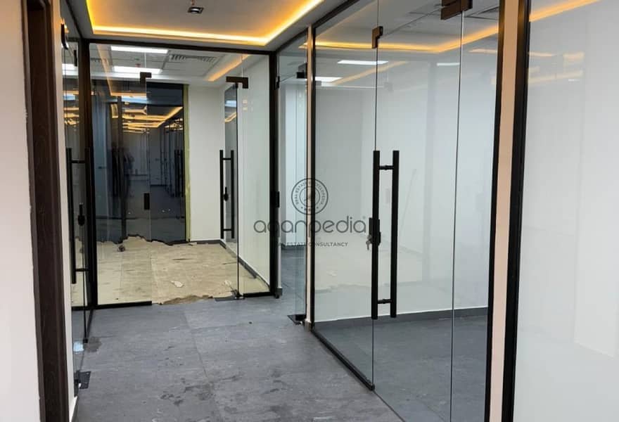 5 254f9c47-bef5-447d-a8be-00f5a8112b04. jpg