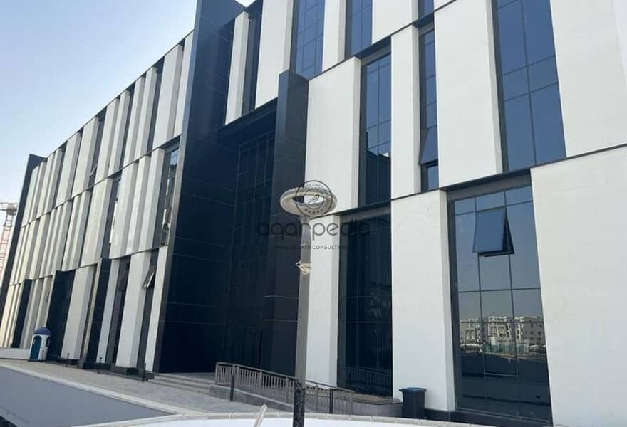 6 950b9619-63e9-4412-b70d-b9b68f3f5c3b. jpg