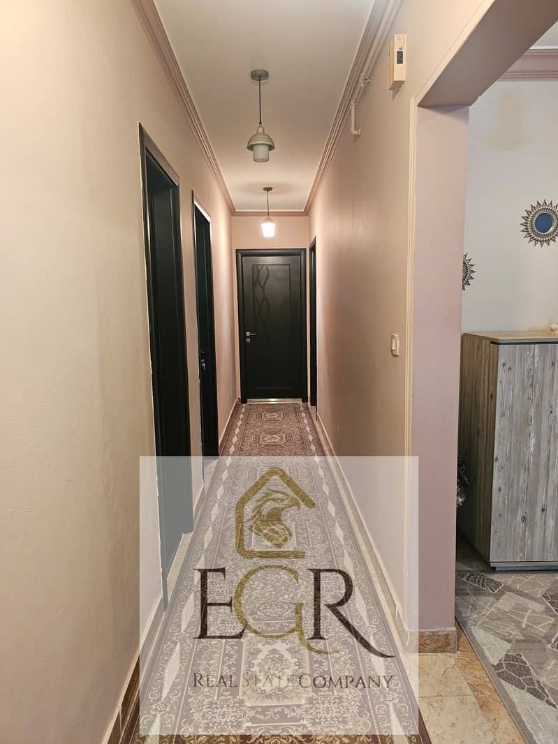 7 506472ff-fc12-4d67-ba12-5cd3d23445d3. jpeg