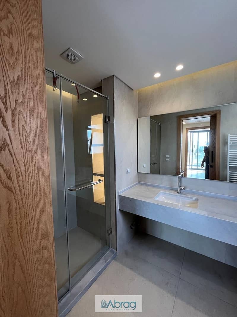 9 WhatsApp Image 2025-12-07 at 12.32. 14 PM (1). jpeg