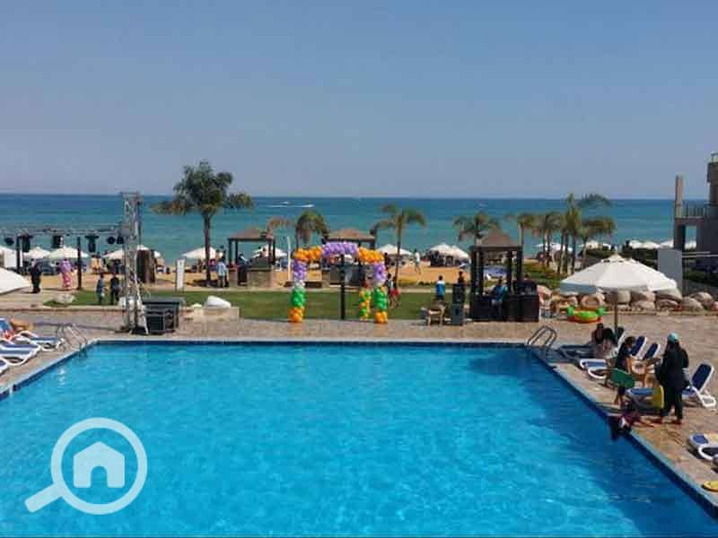 4 cde33c20-4f81-49ff-9ee9-be5e80be6873. jpg