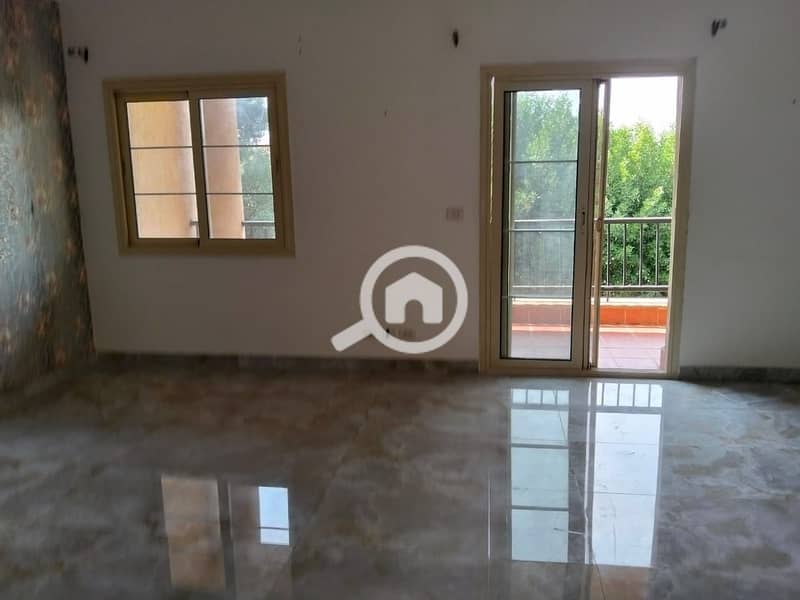 8 57b34995-62df-4fa5-ab57-2b216f7b3099. jpg