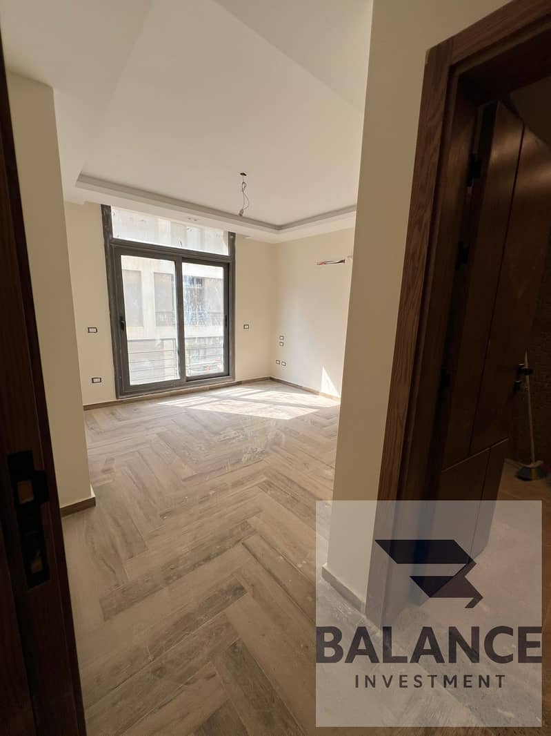 8 67e8fac4-aeee-434c-8ff2-612858fa21ed. jpg