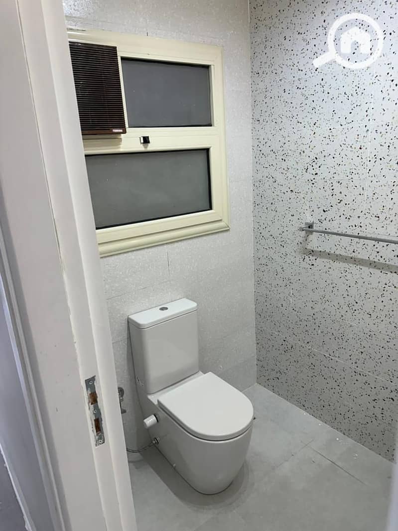 7 WhatsApp Image 2025-12-07 at 3.45. 13 PM (2). jpeg