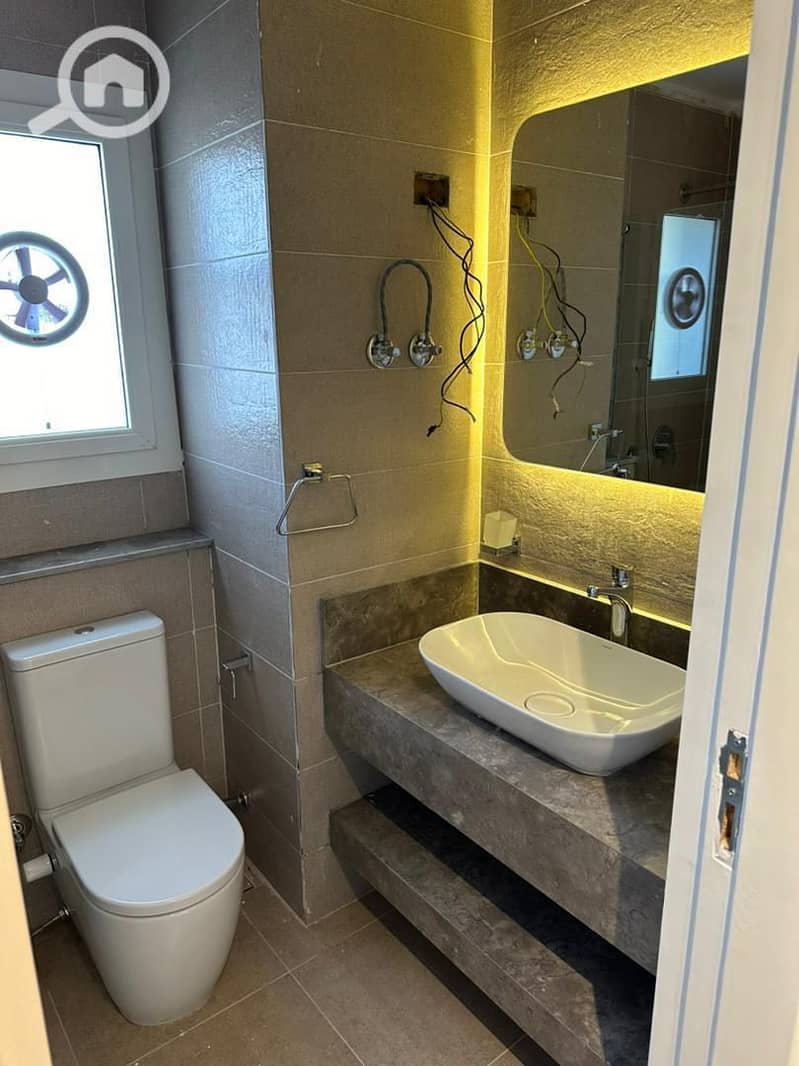 8 WhatsApp Image 2025-12-07 at 3.45. 13 PM (3). jpeg