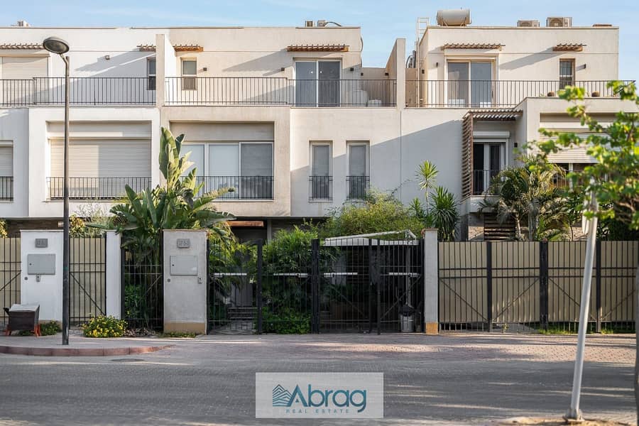 f0e6da0a-8966-406e-b8cf-6a2d13b821bb. jpeg f0e6da0a-8966-406e-b8cf-6a2d13b821bb. jpeg