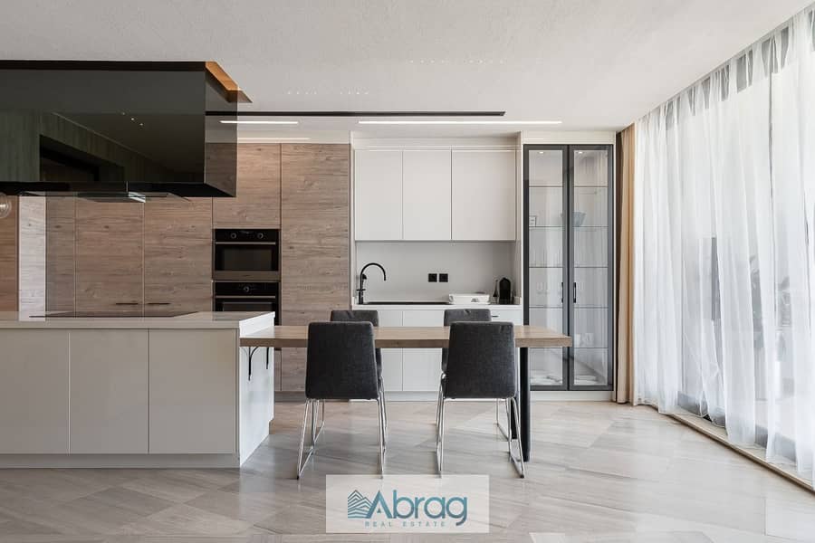 12 dcebf8fe-16ce-4596-aa92-d1ad0a90421e. jpeg