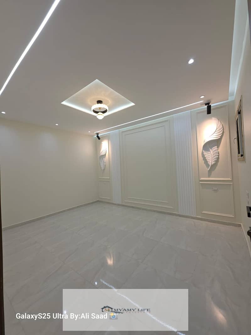 6 WhatsApp Image 2025-12-07 at 3.46. 52 PM (2). jpeg