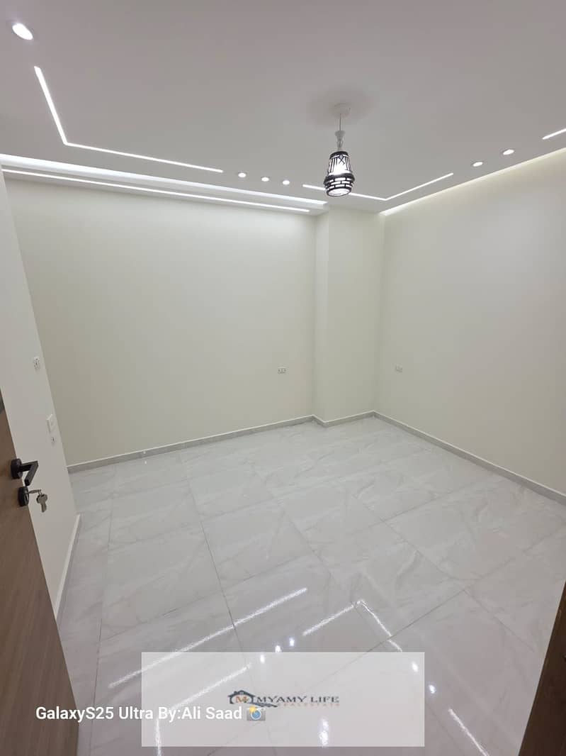 11 WhatsApp Image 2025-12-07 at 3.46. 51 PM. jpeg