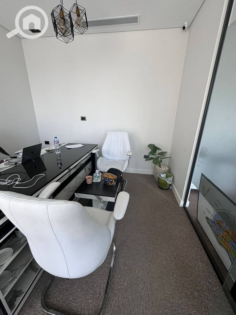 4 WhatsApp Image 2025-12-07 at 4.08. 12 PM. jpeg