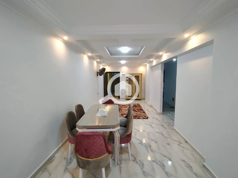 2 9b0c5af4-13c8-4dfe-b857-46a4b9d4e187. jpg