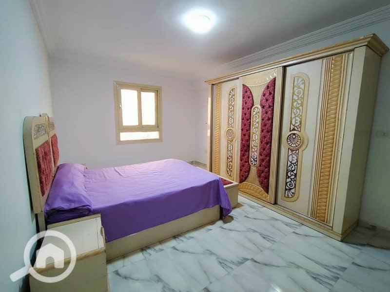 5 4023ee9d-6faf-4109-aafd-87e3c4562d8c. jpg