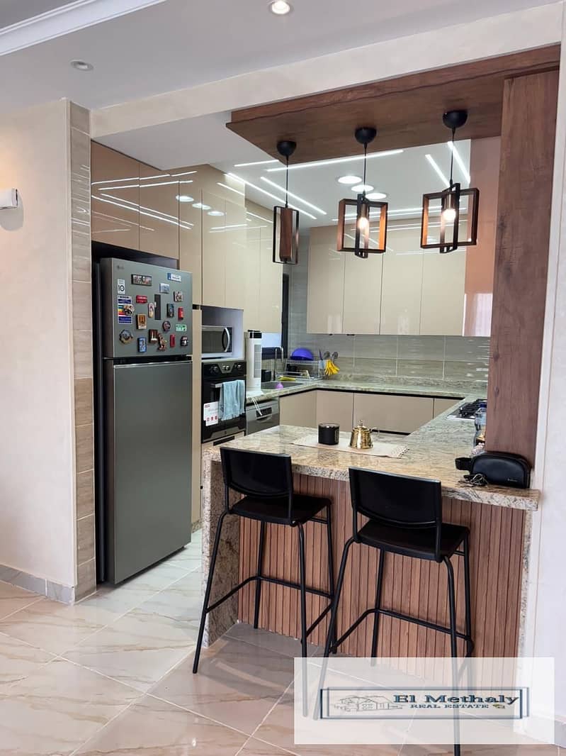 4 ebcec90f-a1be-48ae-a5c6-06e3324b4d2c. jpg