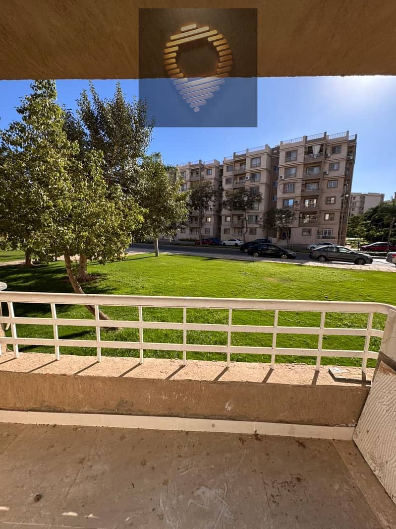 2 WhatsApp Image 2025-11-26 at 14.39. 26_ece08801. jpg