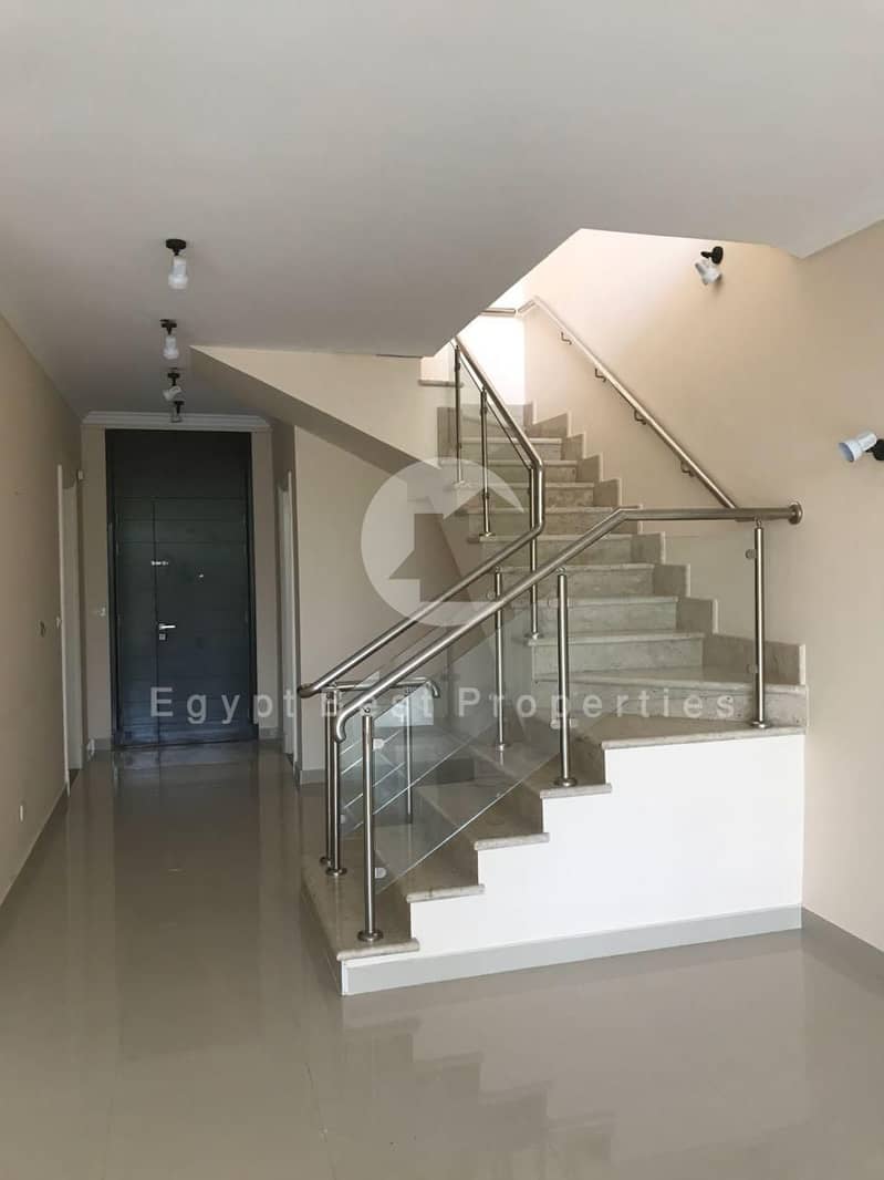 6 WhatsApp Image 2025-12-04 at 1.19. 42 PM (3). jpeg