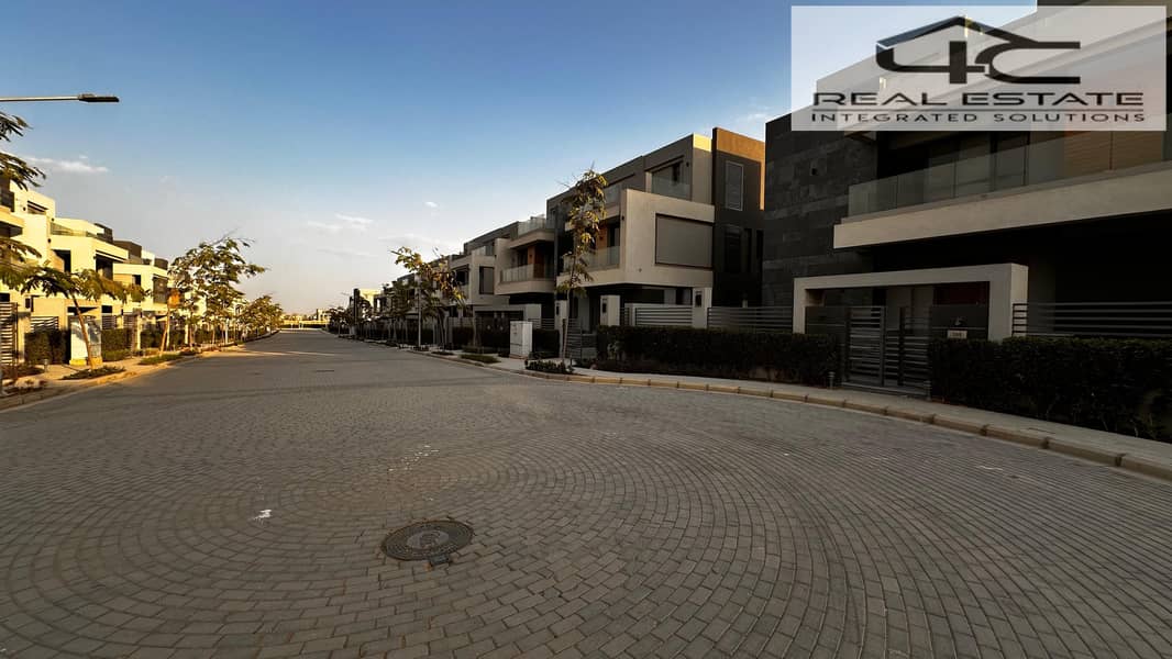 7 WhatsApp Image 2025-10-09 at 00.53. 44_6fae1828. jpg