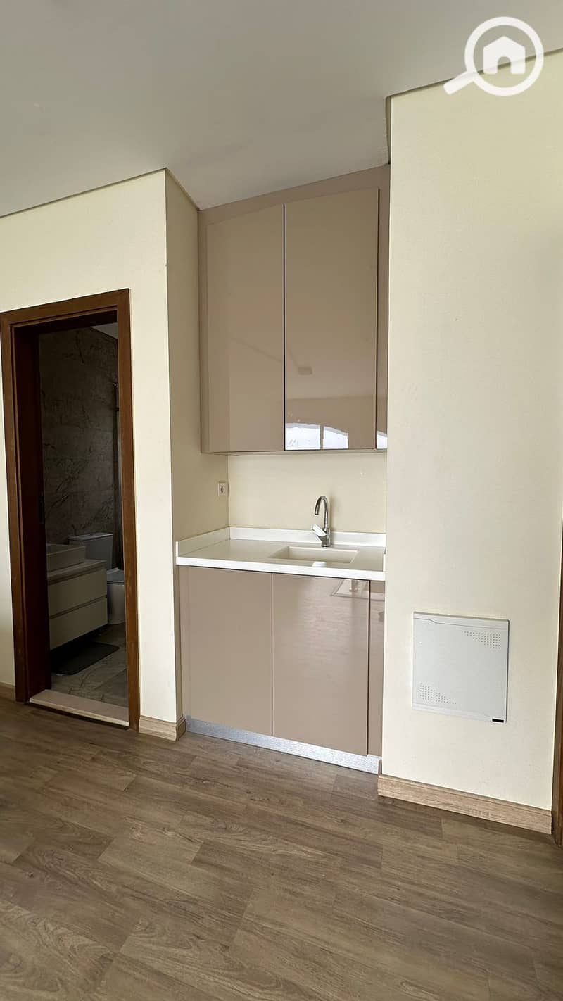 10 WhatsApp Image 2025-12-07 at 4.06. 52 PM (5). jpeg