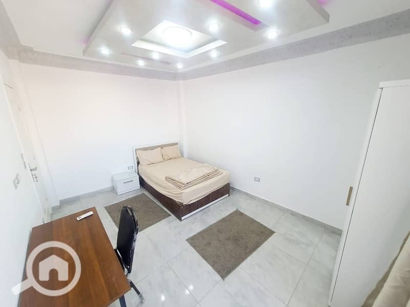 8 321f5c8a-f4bd-4714-9530-9689b1673950. jpg