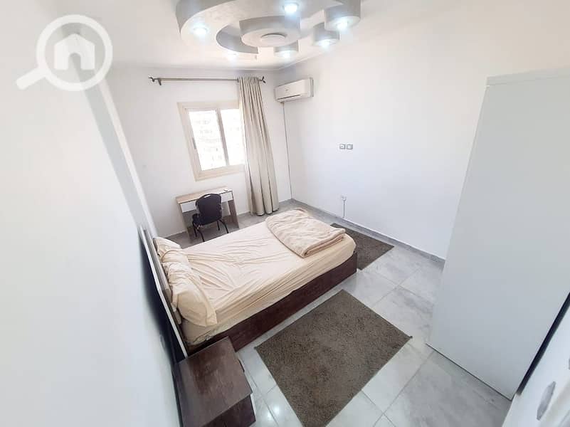 10 499502ad-0199-4cc1-8ea1-4830f71dd836. jpg