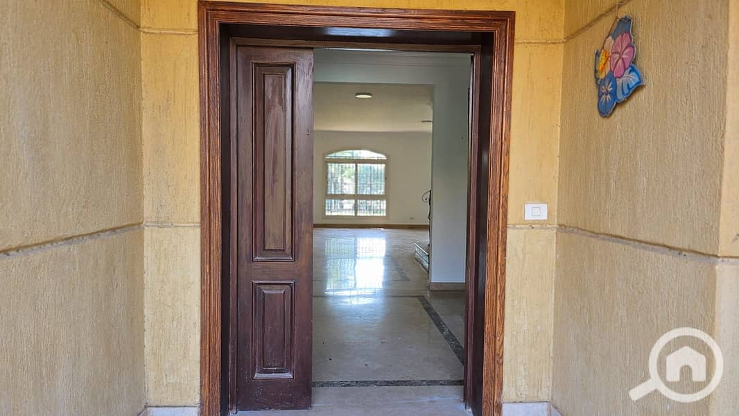 27 d86191d1-6e57-45ed-81bd-bfefaab1af11. jpeg