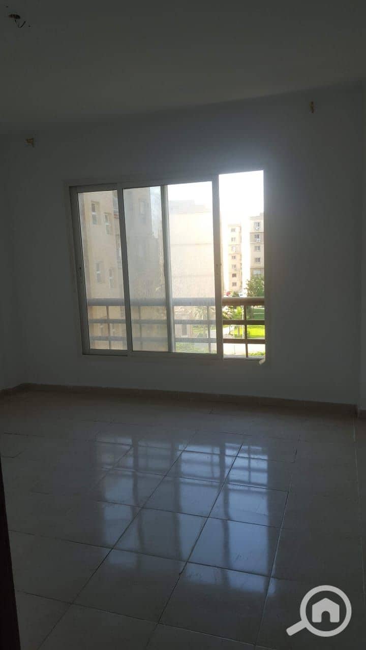 12 e72a4537-d337-48ec-a63a-55b4a3d5a76d. jpg