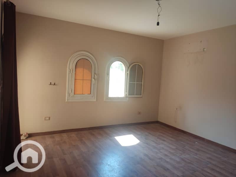 7 a3f0bb1c-fd16-4e1f-854a-743df32d7dbd. jpg