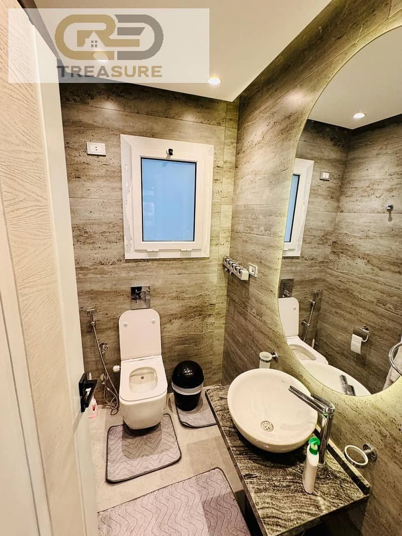 8 WhatsApp Image 2025-12-07 at 4.07. 08 PM. jpeg