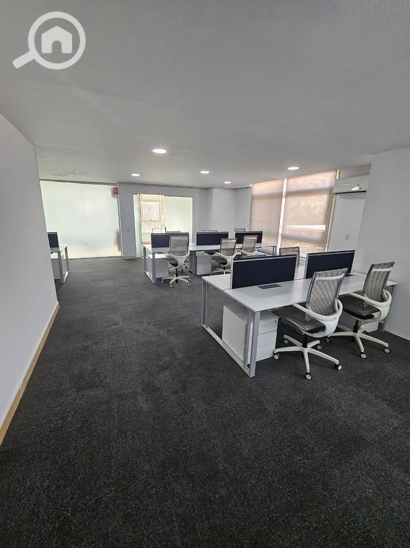 3 710d01d8-dd40-401e-b926-cde30f56b912. jpeg