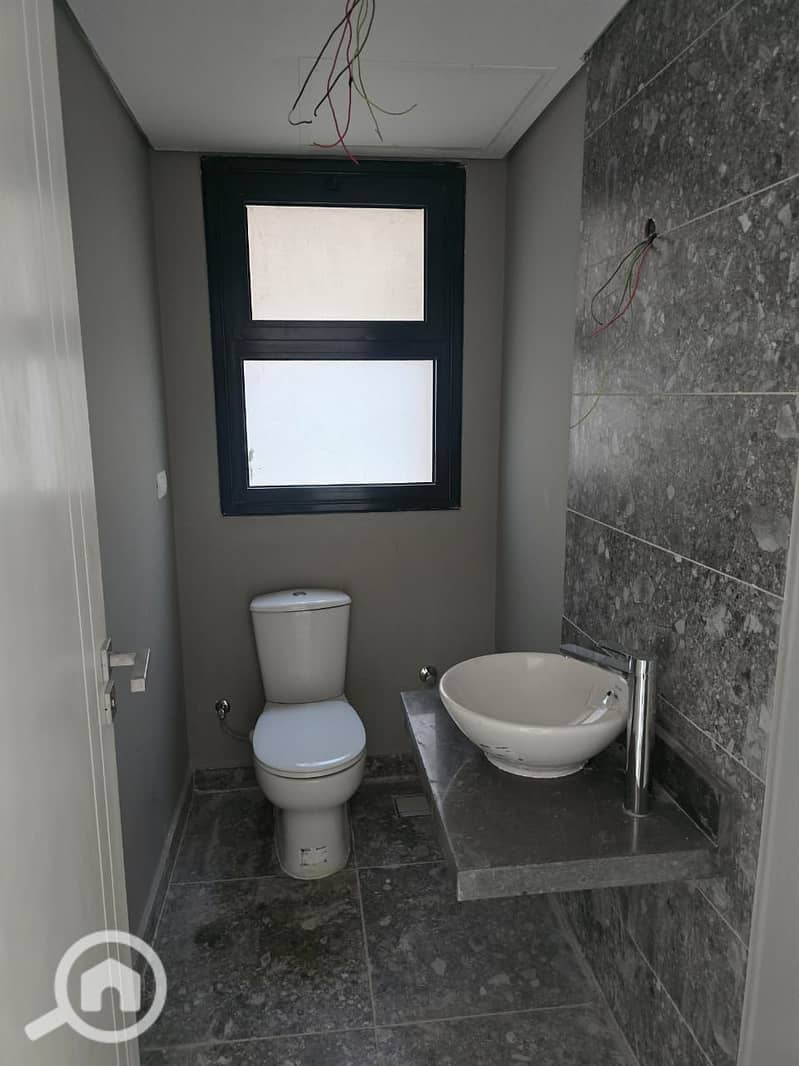 8 IMG-20251013-WA0034. jpg