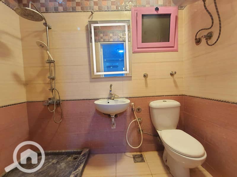 6 494b885e-cbef-4286-ba91-2d8ee61b2a1a. jpg