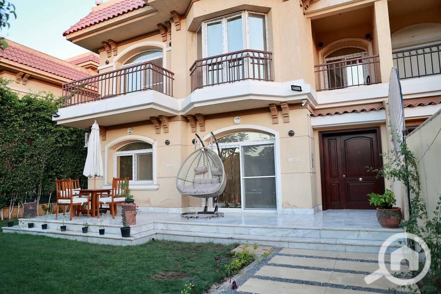 17 c5c29533-b329-41e0-80e1-5c853a2de469. jpeg