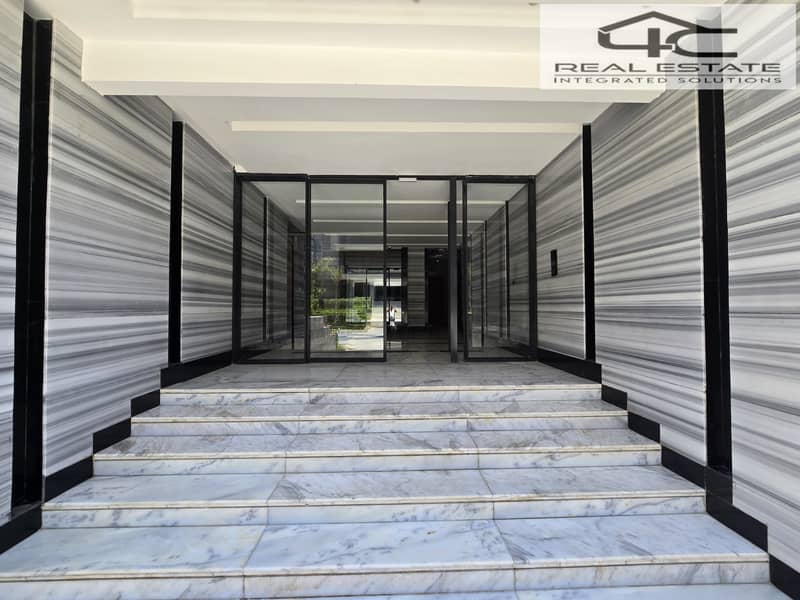 12 WhatsApp Image 2025-11-23 at 18.43. 00 (4). jpeg