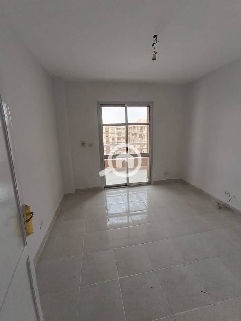 8 34bb2628-6f77-4054-8ab8-43f1d4b997b2. jpg