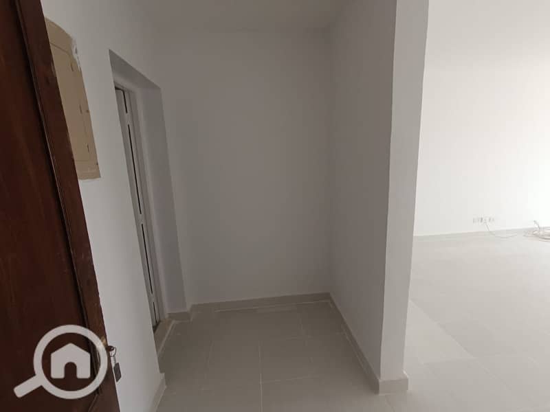 9 179dc9b2-61e3-41f1-8ad4-04a9ae3212c1. jpg